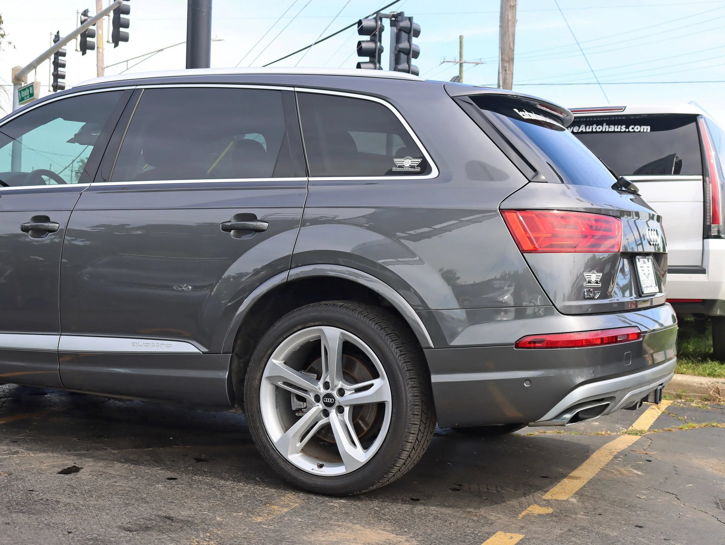 Used 2019 Audi Q7 3.0T Prestige AWD/4WD image 12