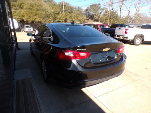 Used 2016 Chevrolet Malibu LT image 5