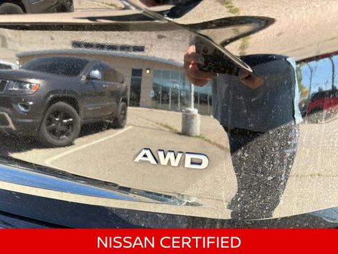 Certified 2025 Nissan Rogue SV AWD/4WD image 10