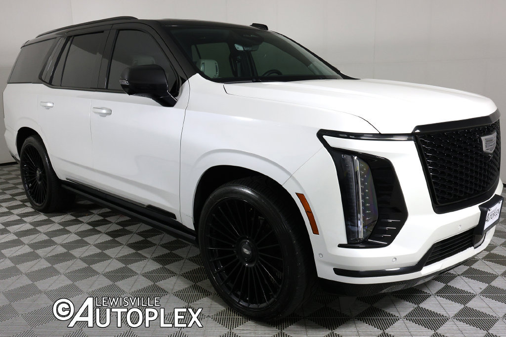 Used 2025 Cadillac Escalade Sport Platinum AWD/4WD image 3