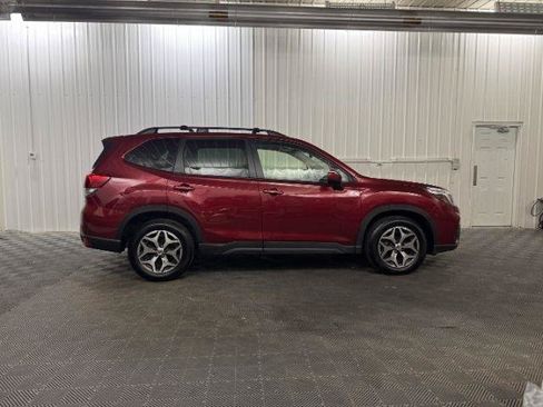 Used 2020 Subaru Forester Premium w/ Popular Package #1 AWD/4WD image 25