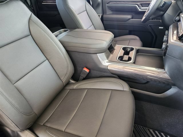 New 2026 Chevrolet Silverado 2500 LTZ w/ LTZ Plus Package AWD/4WD image 13