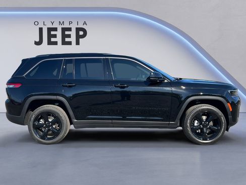 New 2026 Jeep Grand Cherokee Limited image 6