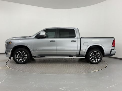 Used 2025 RAM 1500 Laramie AWD/4WD image 2