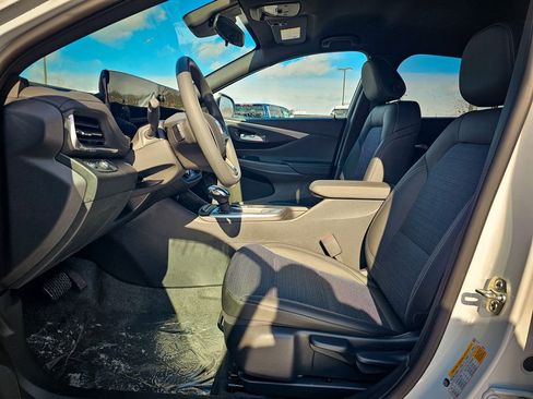 New 2026 Buick Envista Preferred image 11