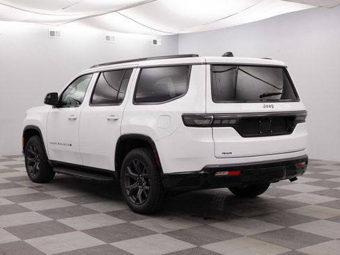 New 2026 Jeep Grand Wagoneer Limited AWD/4WD image 9