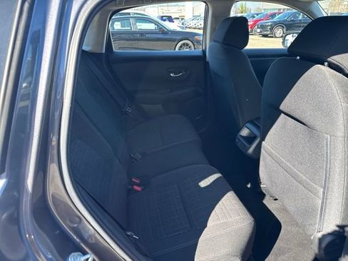 Used 2023 Honda HR-V LX image 17