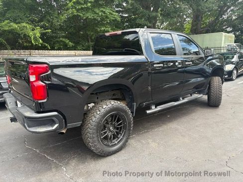 Used 2020 Chevrolet Silverado 1500 Custom w/ Custom Value Package AWD/4WD image 9