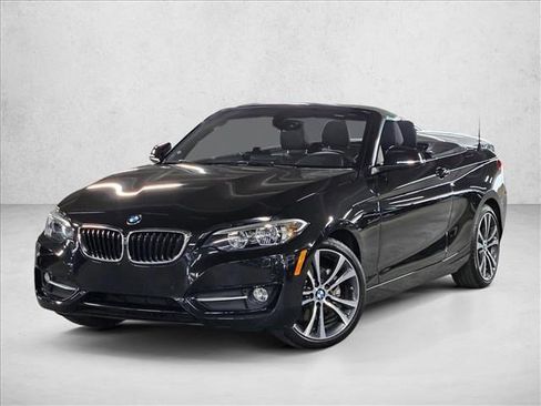 Used 2017 BMW 230i Convertible image 1