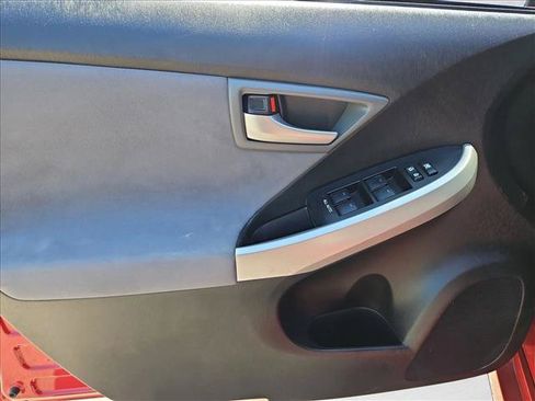 Used 2015 Toyota Prius Three FWD image 10