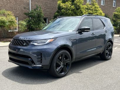 New 2025 Land Rover Discovery Dynamic SE