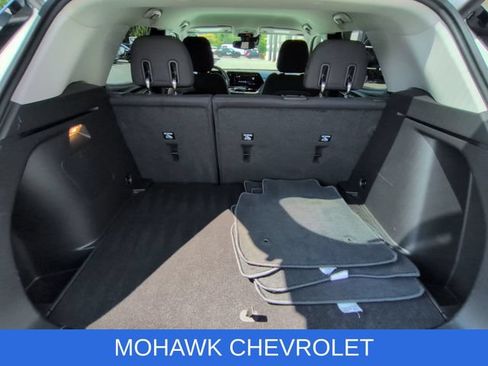 Used 2025 Chevrolet TrailBlazer LT w/ Convenience Package AWD/4WD image 26