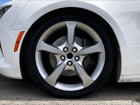 Used 2016 Chevrolet Camaro SS RWD image 31