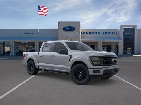 New 2026 Ford F150 XLT w/ Equipment Group 302A MID AWD/4WD image 7