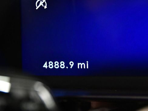 Used 2025 Lincoln Corsair AWD image 17