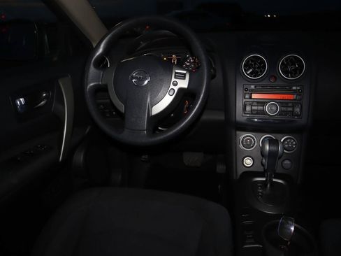 Used 2013 Nissan Rogue S AWD/4WD image 26