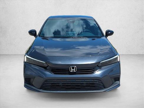 Used 2022 Honda Civic Sport image 2