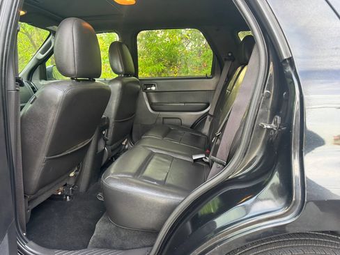 Used 2011 Ford Escape Limited w/ 302A Rapid Spec Order Code image 10