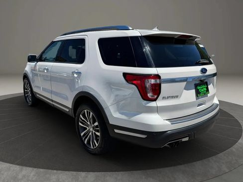 Used 2019 Ford Explorer Platinum AWD/4WD image 8