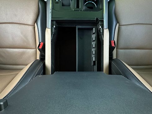 Used 2021 Ford F150 Lariat image 28