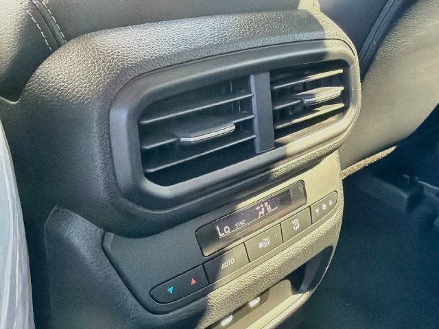 New 2026 Honda Pilot Touring image 26