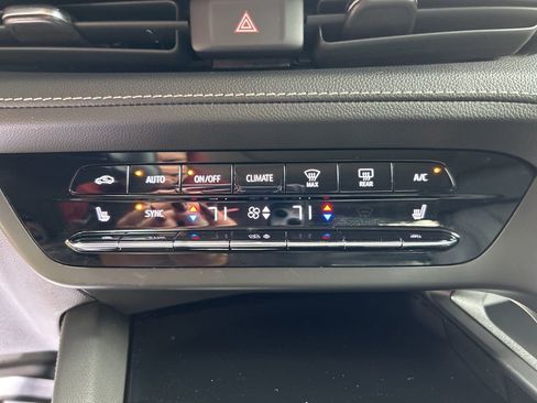 Used 2023 Buick Envision Essence w/ Sport Touring Package image 30