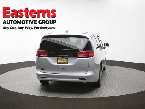 Used 2023 Chrysler Voyager LX FWD image 38