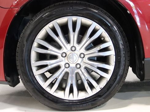 Used 2013 Chrysler 200 Limited FWD image 69