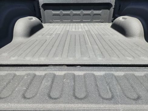 Used 2025 RAM 2500 Laramie w/ Night Edition AWD/4WD image 32