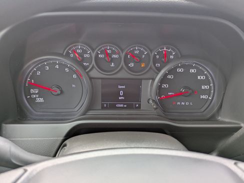 Used 2024 Chevrolet Silverado 1500 Custom RWD image 17