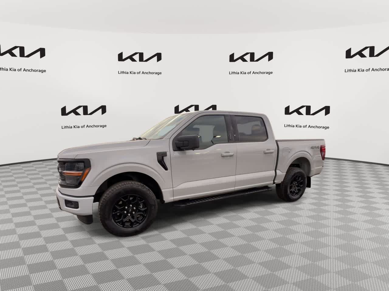 Used 2024 Ford F150 XLT w/ Tow/Haul Package AWD/4WD image 6