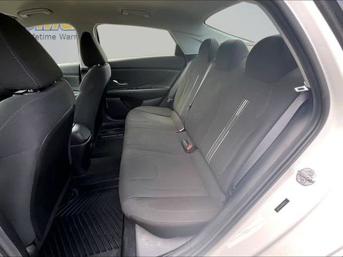 Used 2023 Hyundai Elantra SEL w/ Convenience Package FWD image 27