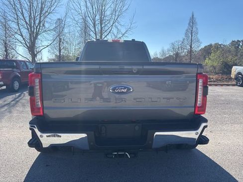 Used 2023 Ford F350 Lariat w/ Lariat Ultimate Package image 6