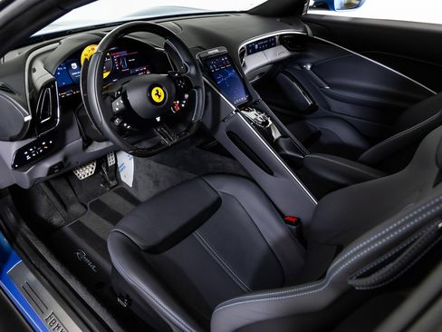 Used 2024 Ferrari Roma image 34