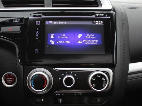 Used 2016 Honda Fit EX image 30