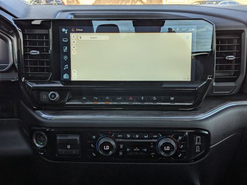 Used 2024 Chevrolet Silverado 1500 LTZ image 18