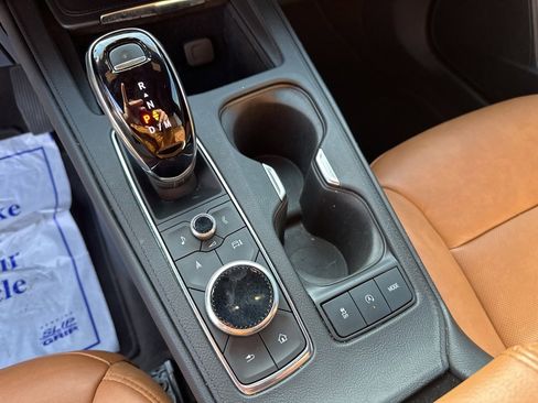 Certified 2024 Cadillac XT4 Premium Luxury image 26