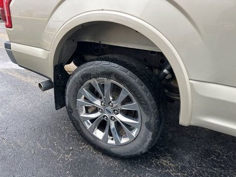 Used 2017 Ford F150 Lariat w/ Equipment Group 502A Luxury image 8