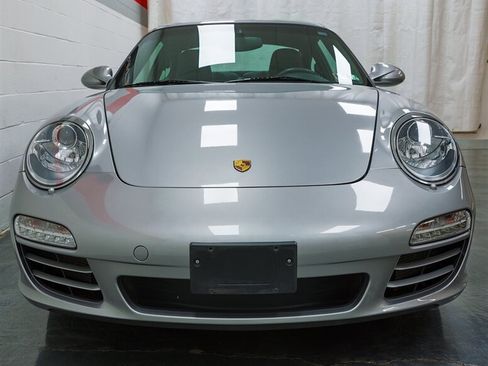 Used 2009 Porsche 911 Carrera 4S AWD/4WD image 2