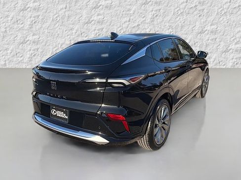 Used 2026 Buick Envista Avenir image 3