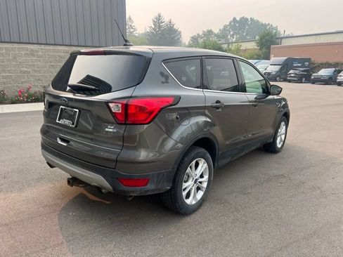 Used 2019 Ford Escape SE AWD/4WD image 5