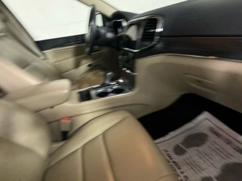 Used 2019 Jeep Grand Cherokee Limited w/ Mopar Chrome Edition Group RWD image 33
