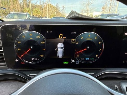 Used 2020 Mercedes-Benz GLE 450 4MATIC image 33