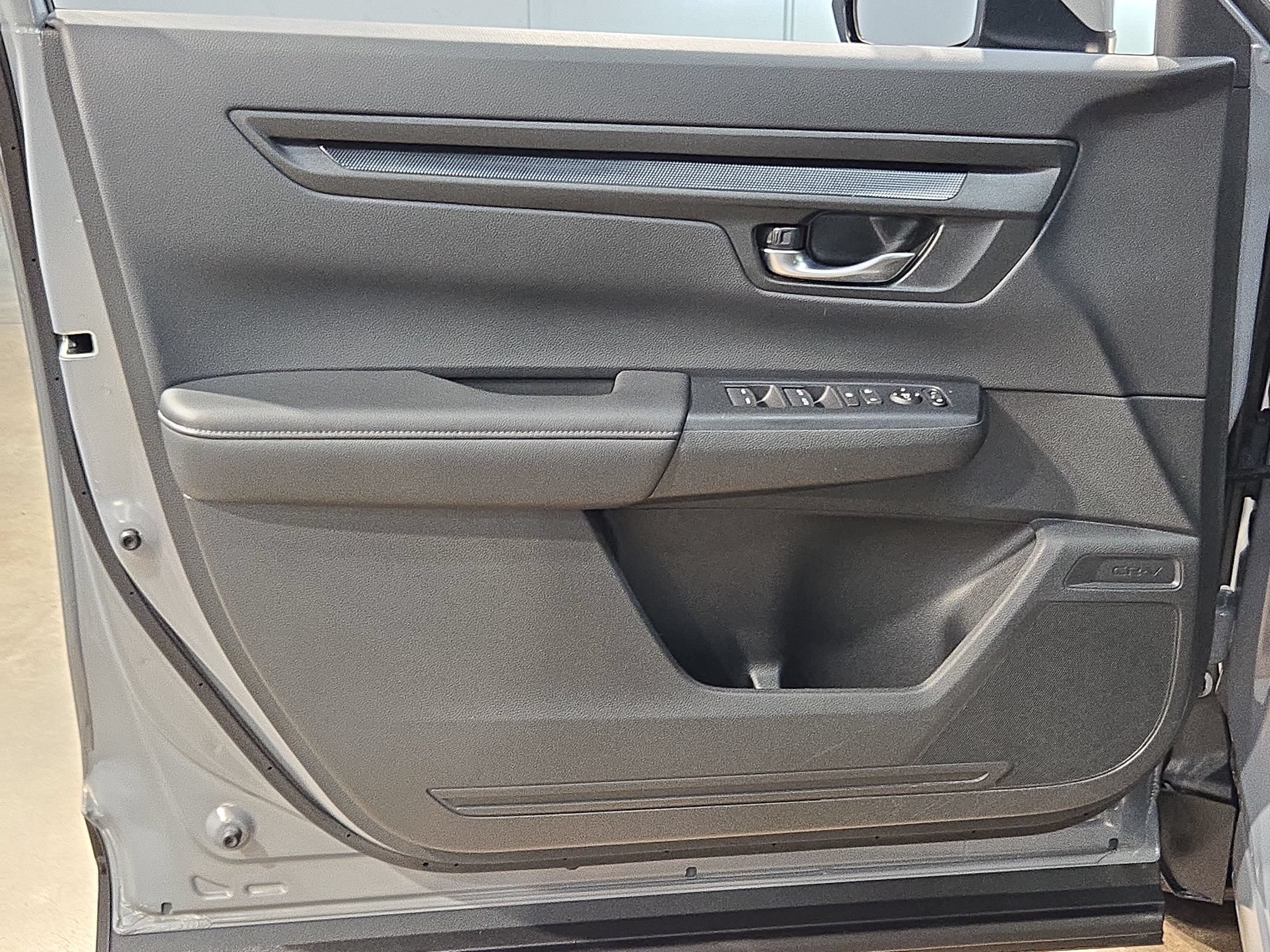 Used 2025 Honda CR-V EX image 20