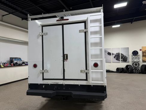 Used 2020 Ford F350 4x4 Crew Cab DRW Super Duty image 7