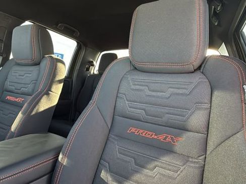New 2026 Nissan Frontier PRO-4X w/ Pro-4x Convenience Package image 11