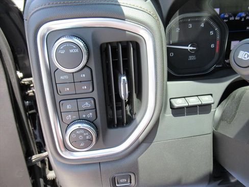 Used 2022 GMC Sierra 1500 AT4 w/ AT4 Premium Package AWD/4WD image 20