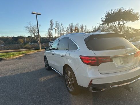 Used 2017 Acura MDX SH-AWD w/ Advance Package image 3
