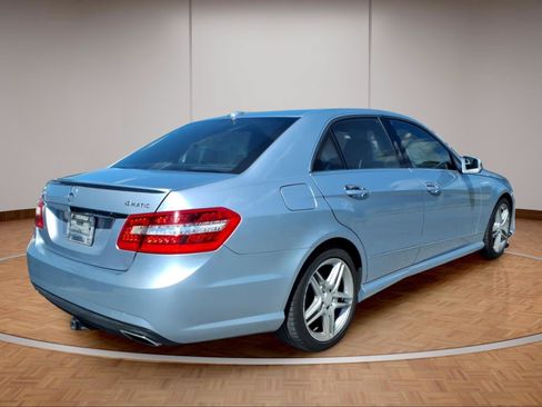 Used 2013 Mercedes-Benz E 350 4MATIC Sedan image 6