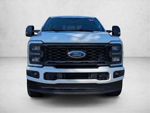 Used 2024 Ford F250 XL w/ STX Appearance Package image 2